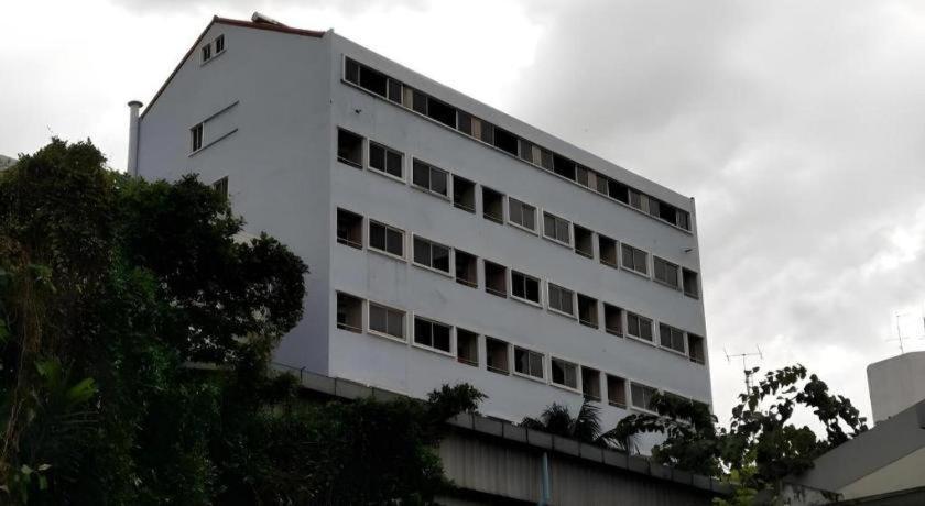 J Two S Pratunam Hotel Banguecoque Exterior foto